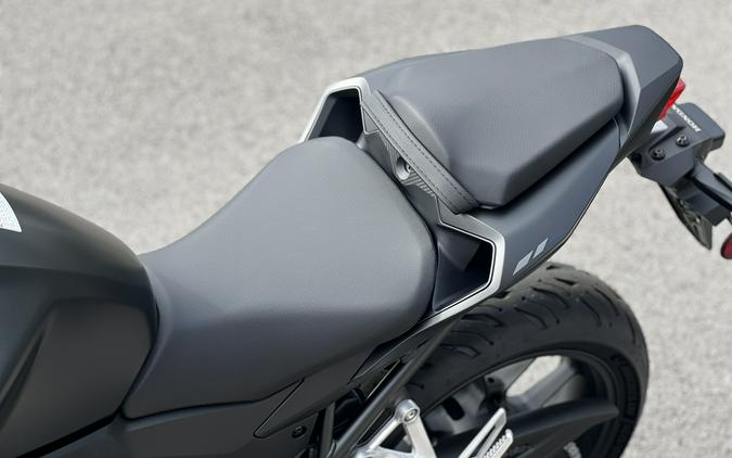2026 Honda CB750 Hornet E-Clutch