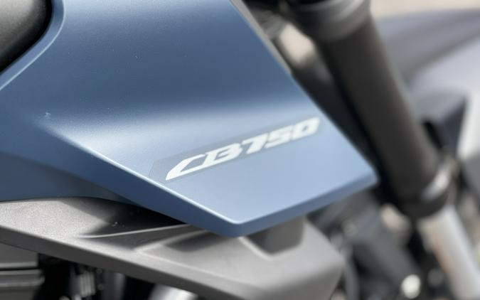 2026 Honda CB750 Hornet E-Clutch