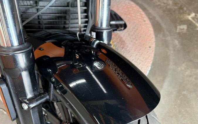 2021 Indian Scout Bobber Sixty Thunder Black