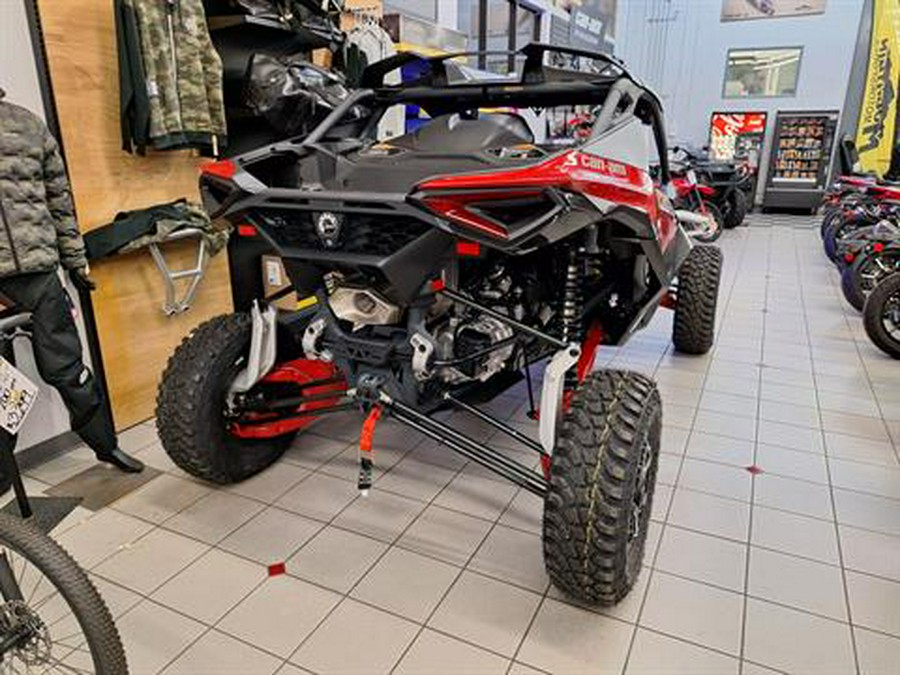 2024 Can-Am Maverick R X