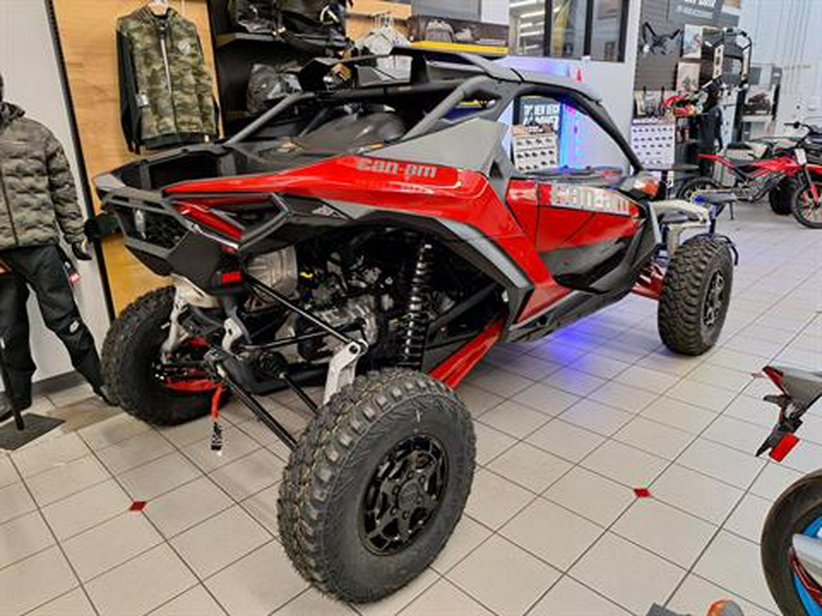 2024 Can-Am Maverick R X