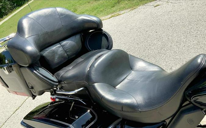 2004 Harley-Davidson® FLHTCUI - Electra Glide® Ultra Classic® Injection