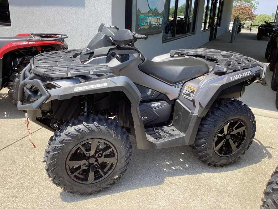 2023 Can-Am OUTLANDER XT 850