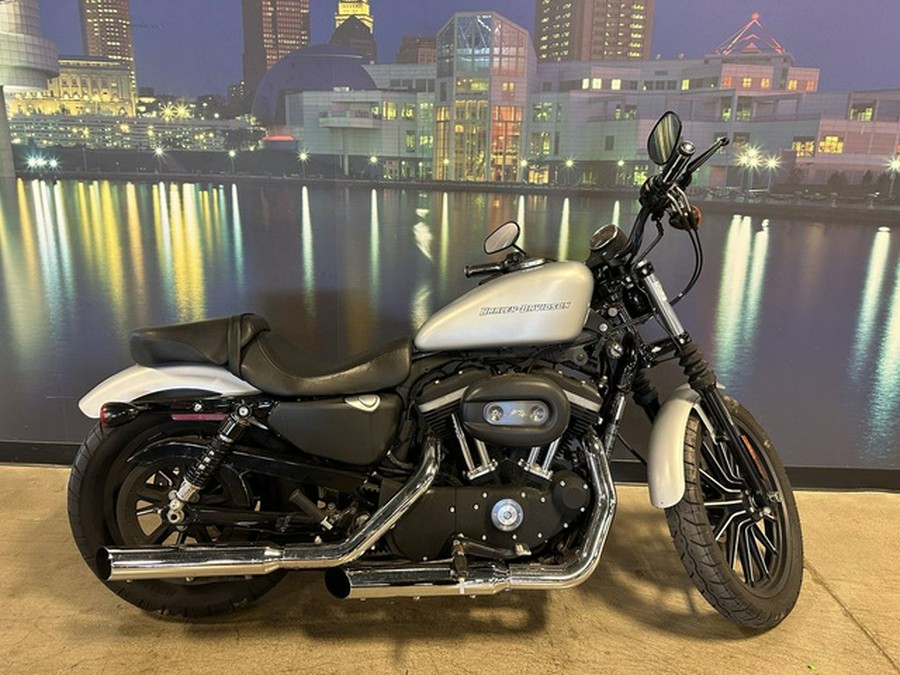 2010 Harley-Davidson Sportster XL883N - Iron 883