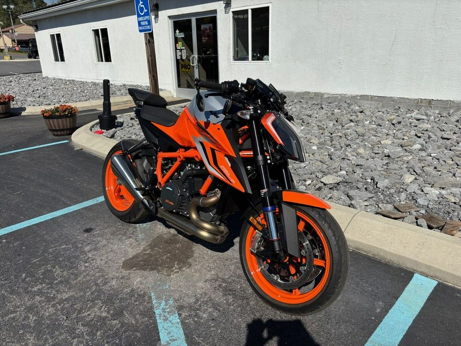 2022 KTM 1290 Super Duke R EVO