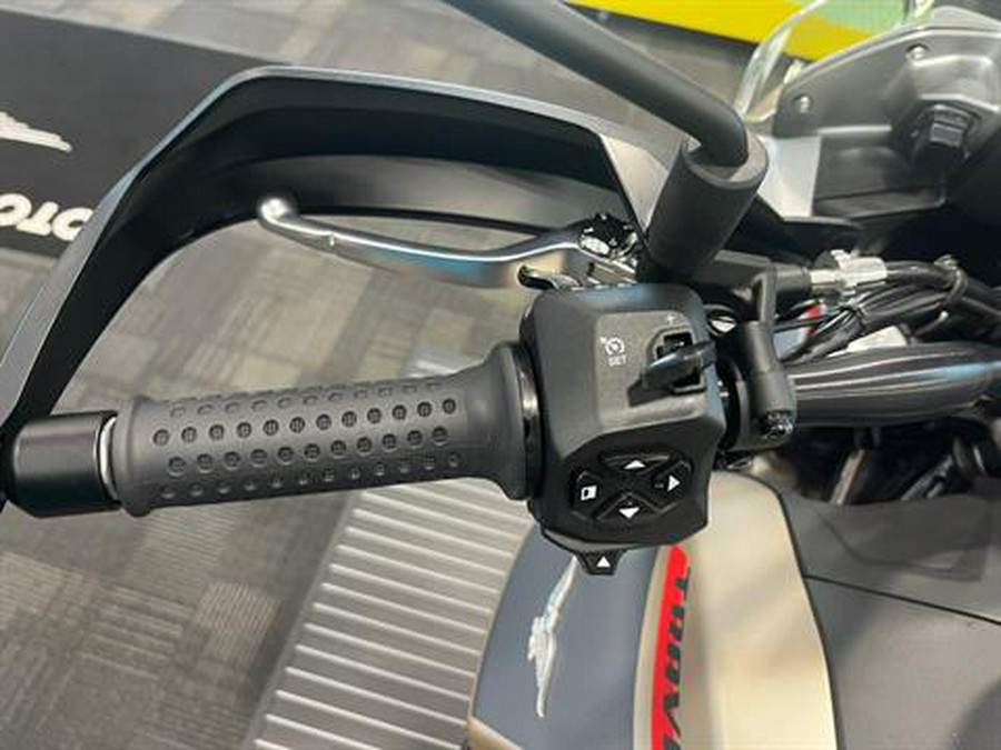 2025 Moto Guzzi V85 TT Travel