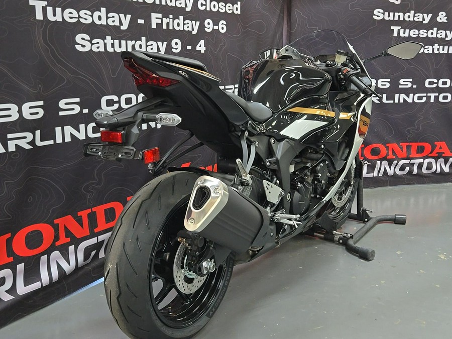 2026 Kawasaki Ninja ZX6R Base