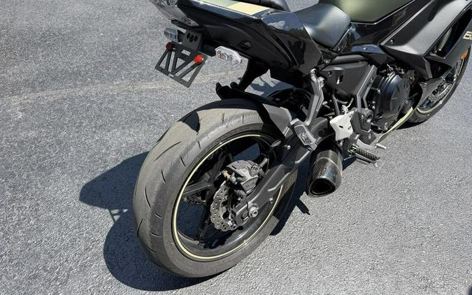 2024 Kawasaki Ninja® 650 ABS Metallic Covert Green/Metallic Spark Black