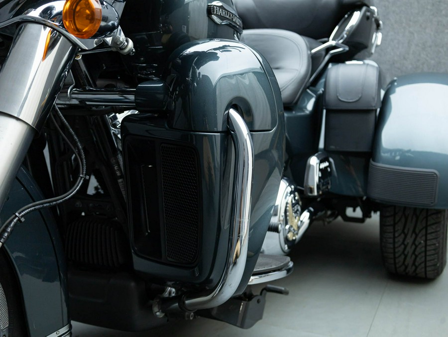 2020 HARLEY DAVIDSON FLHTCUTG TRI GLIDE ULTRA TRIKE W/ABS