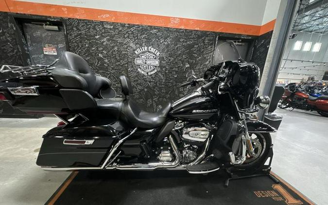 2017 Harley-Davidson® FLHTKL - Ultra Limited Low