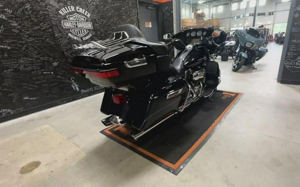 2017 Harley-Davidson® FLHTKL - Ultra Limited Low