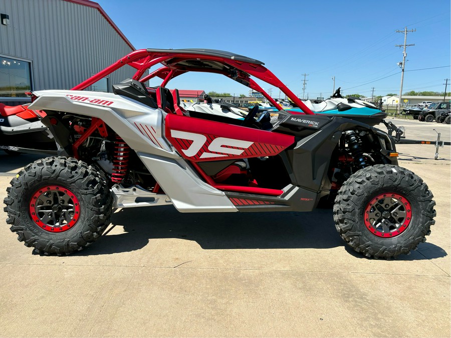 2024 Can-Am™ Maverick X3 X ds TURBO RR