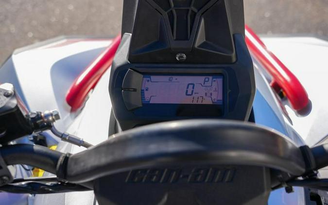 2026 Can-Am® Renegade X mr 1000R