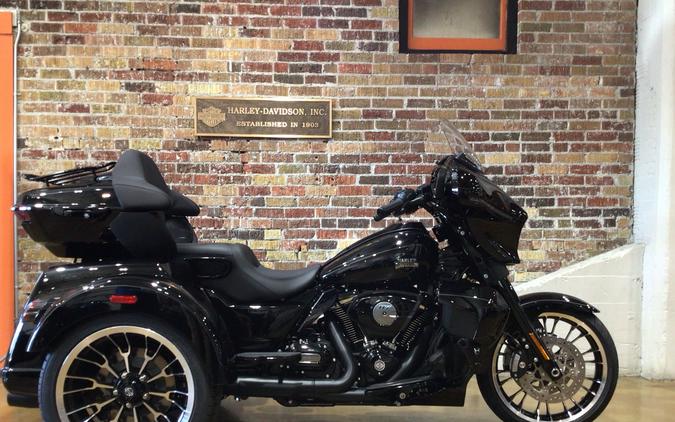2026 HARLEY-DAVIDSON STREET GLIDE 3 LIMITED FLHLT