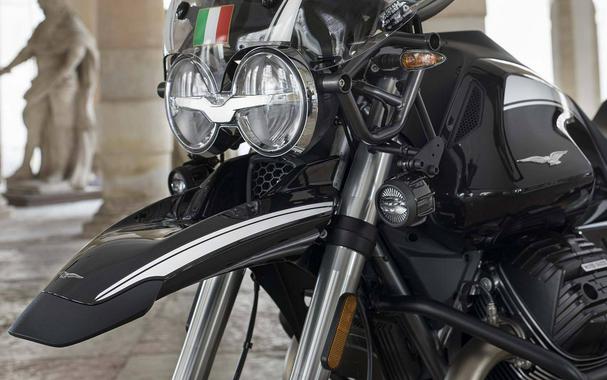 2022 Moto Guzzi V85 TT Guardia D’onore