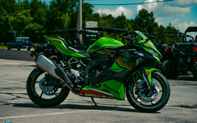 2024 Kawasaki Ninja® ZX™-4RR ABS KRT Edition ABS