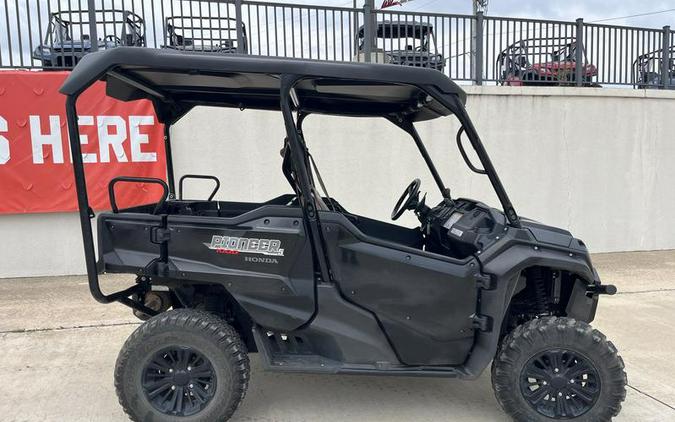 2019 Honda® Pioneer 1000-5 Deluxe