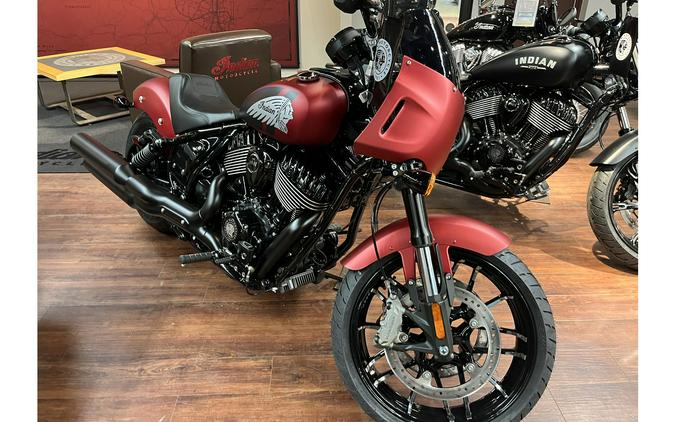 2024 Indian Motorcycle Sport Chief - Sunset Red Smoke