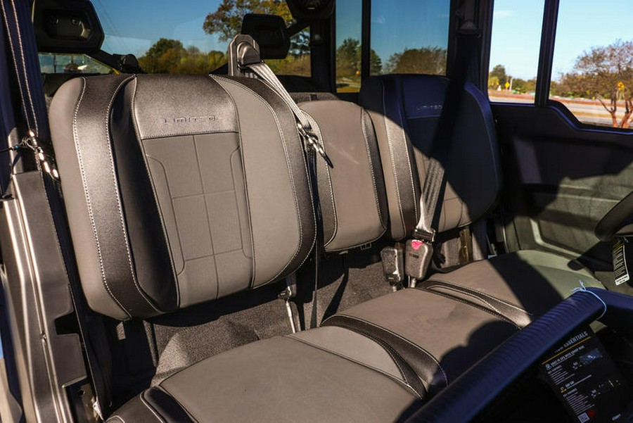 2026 Can-Am® Defender MAX Limited HD11