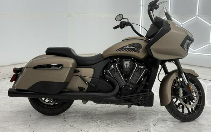 2020 Indian Challenger Dark Horse Sandstone Smoke