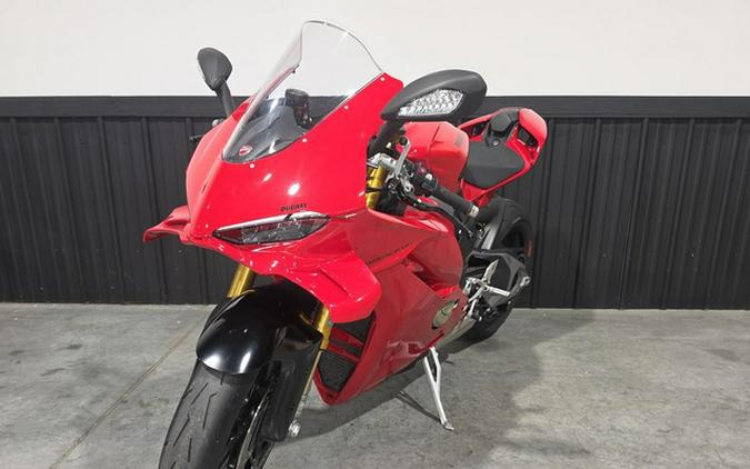 2025 Ducati Panigale V4 S