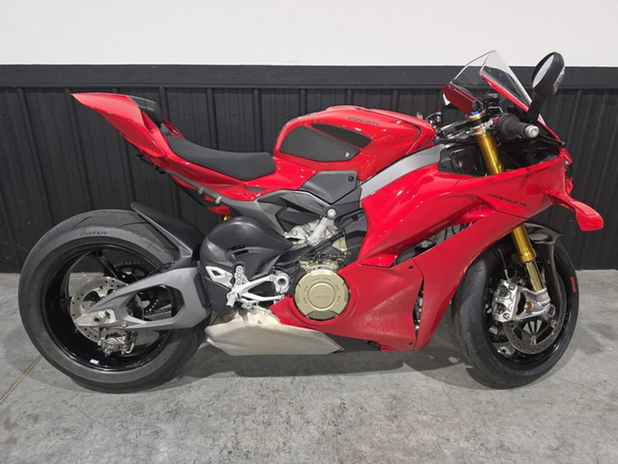 2025 Ducati Panigale V4 S