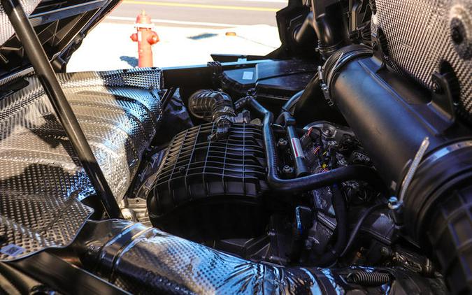 2026 Can-Am® Defender MAX Limited HD11