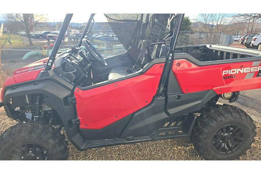 2025 Honda PIONEER 1000 DELUXE