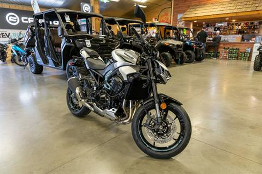 2025 Kawasaki Z900 ABS