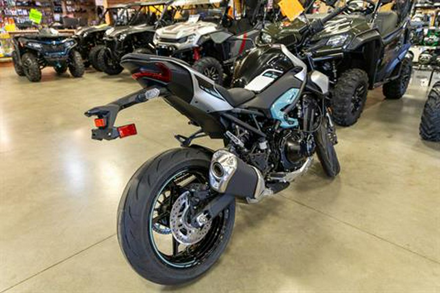 2025 Kawasaki Z900 ABS