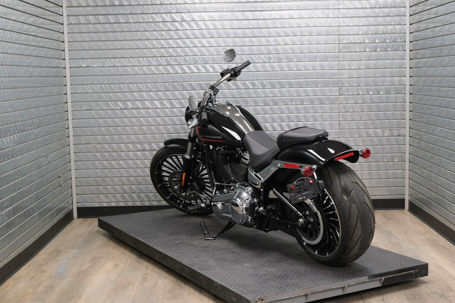 2024 HARLEY SOFTAIL BREAKOUT