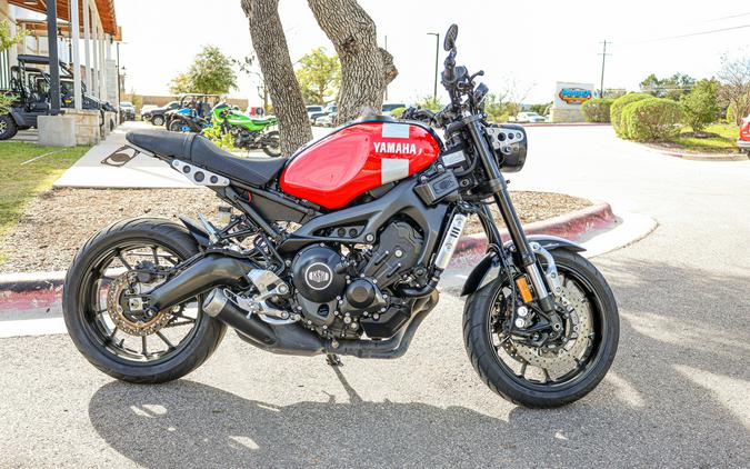 2018 YAMAHA XSR900
