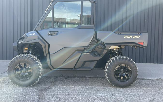 2026 Can-Am Defender XT CAB HD11