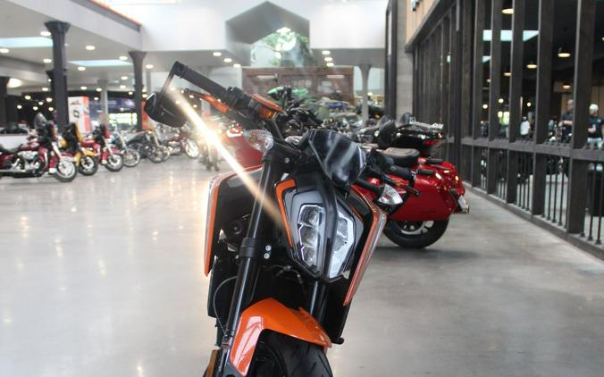 2019 KTM DUKE 790