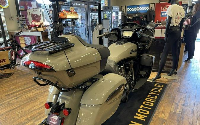 2023 Indian Motorcycle® Pursuit Dark Horse with Premium Package Icon Quartz Gray