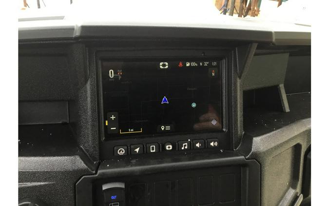 2025 Polaris GENERAL® XP 4 1000 Ultimate INDY RED