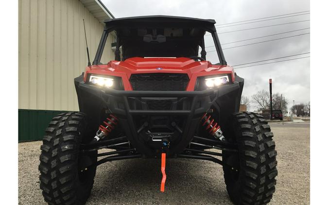 2025 Polaris GENERAL® XP 4 1000 Ultimate INDY RED