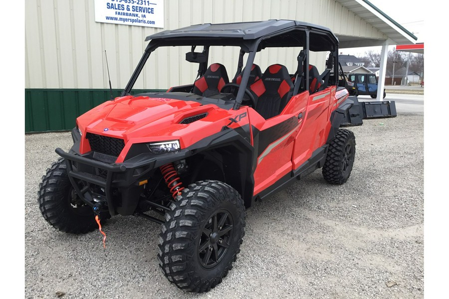 2025 Polaris GENERAL® XP 4 1000 Ultimate INDY RED