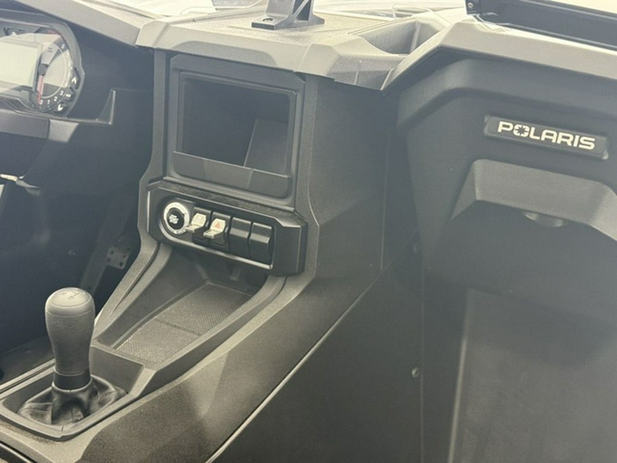 2023 Polaris Slingshot SLINGSHOT S Manual