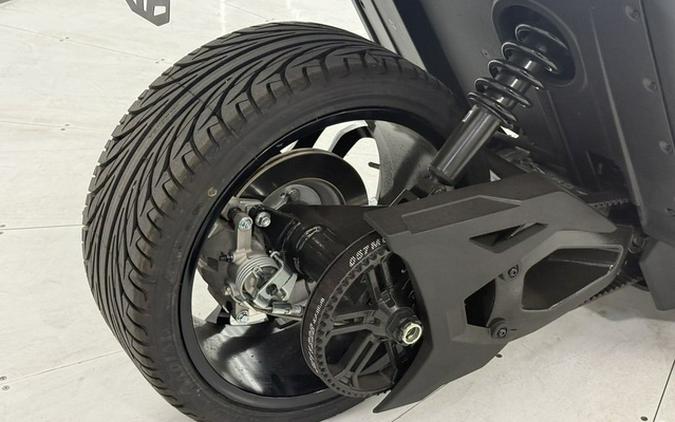 2023 Polaris Slingshot SLINGSHOT S Manual