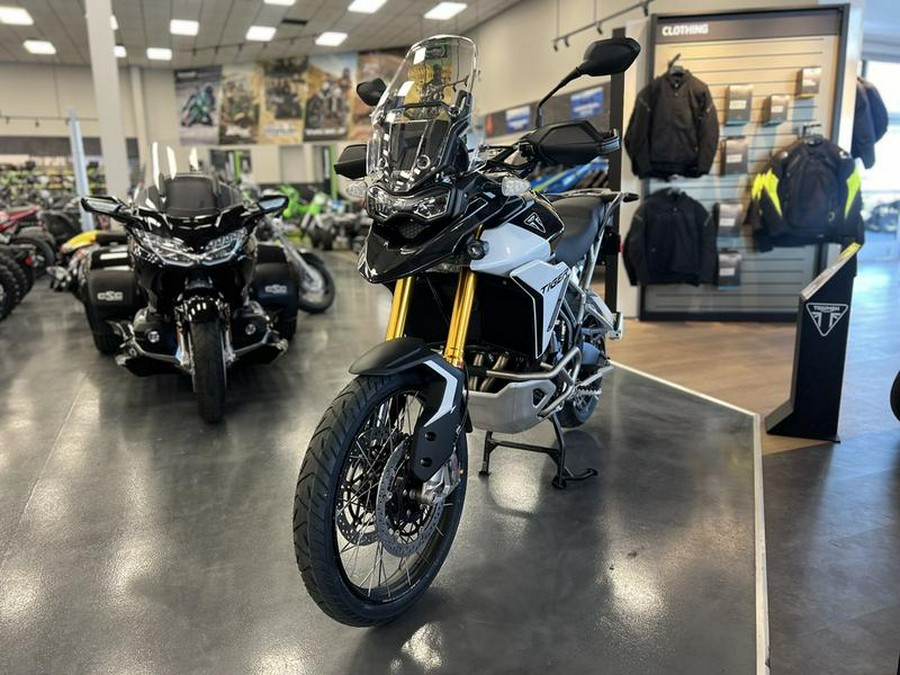 2024 Triumph Tiger 900 Rally Pro Carbon Black / Sapphire Black