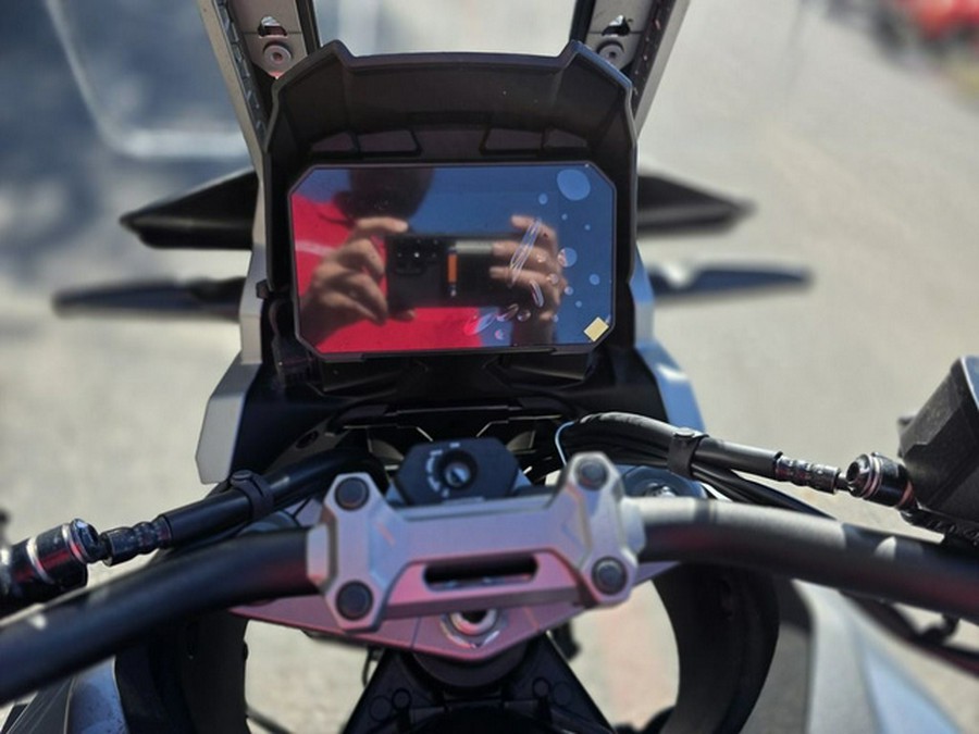 2025 Suzuki V-Strom 1050
