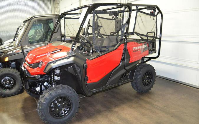 2024 Honda® Pioneer 1000-5 Deluxe