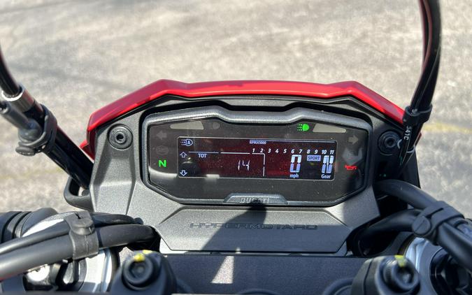 2026 Ducati Hypermotard 698