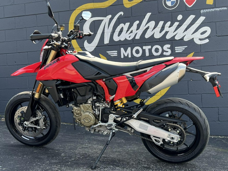 2026 Ducati Hypermotard 698
