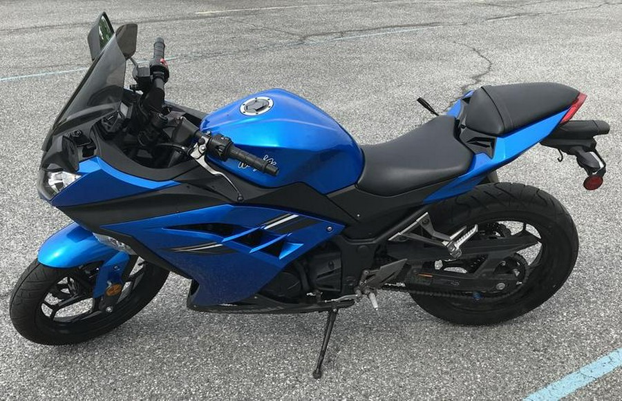 2017 Kawasaki Ninja® 300