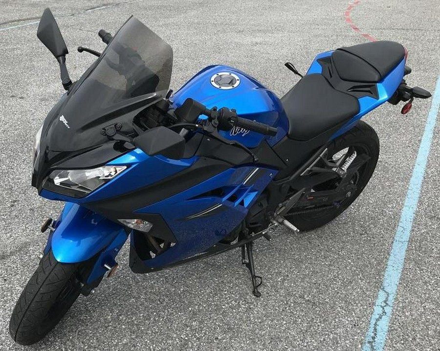 2017 Kawasaki Ninja® 300
