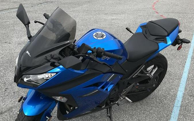 2017 Kawasaki Ninja® 300