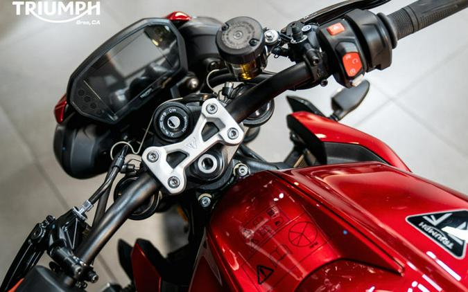 2024 Triumph Street Triple 765 RS Carnival Red