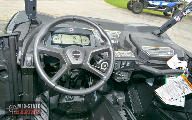 2024 Can-Am® Commander XT 700